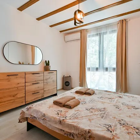 Central Luxury